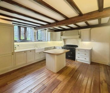 3 bedroom semi-detached house to rent - Photo 4