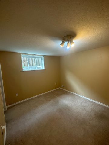 For Lease - 1234 South Wenige Drive, London North, Ontario - Photo 2