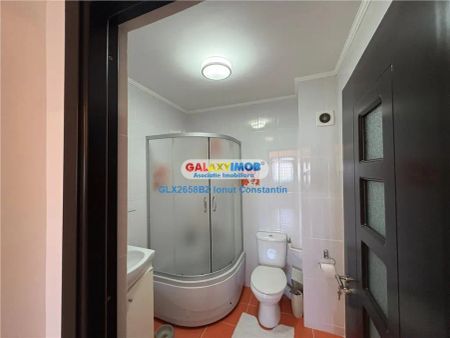 De inchiriat - Apartament modern, complet mobilat - Photo 5