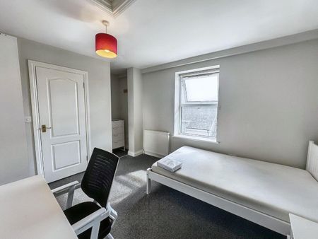 3 Camden Street, Plymouth - Photo 2