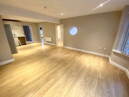 Rosewood House, Nottingham, NG12 - Photo 2