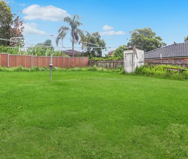 1/2 Jasper Road, Baulkham Hills. - Photo 2