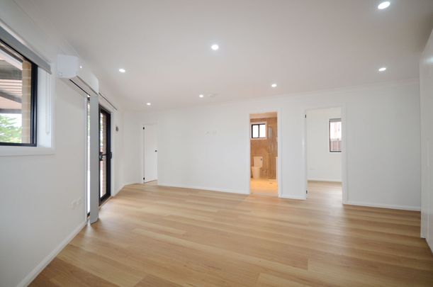 Beautiful Brand New 2 Bed Granny Flat!! - Photo 1