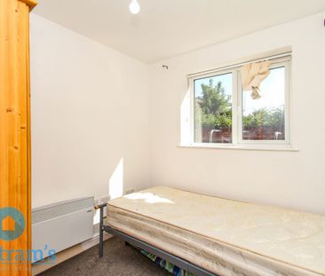 3 bed Ground Floor Flat for Rent - Photo 3