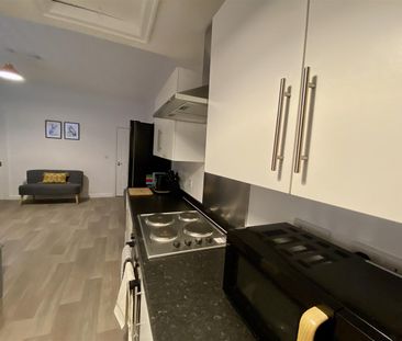 1 bed house share to rent in Ulster Street, Burnley, BB11 - Photo 3