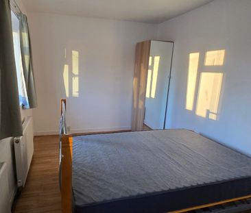 2 Bed Terraced House, Franklin Street, E3 - Photo 6