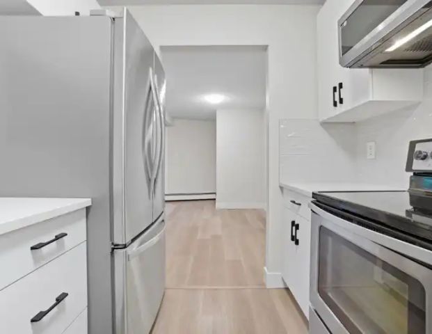 Beautiful Renovated 2 Bedroom Condo downtown for Rent! | 6 - 10160 119 Street Northwest, Edmonton - Photo 1