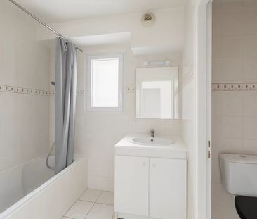 Location Appartement 2 pièces 45m² EVIAN LES BAINS 74500 - Photo 3