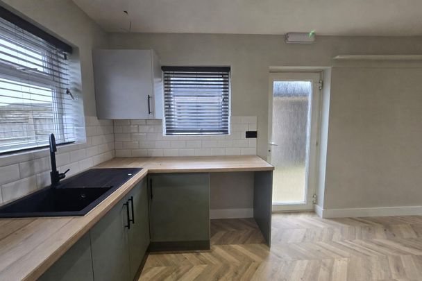 Kemble Close, Potters Bar EN6, London - Photo 1