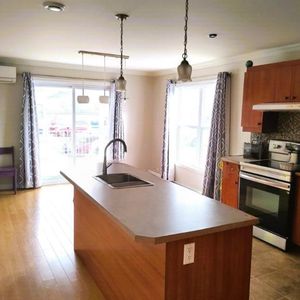 Condo 6 1/2 - Photo 2