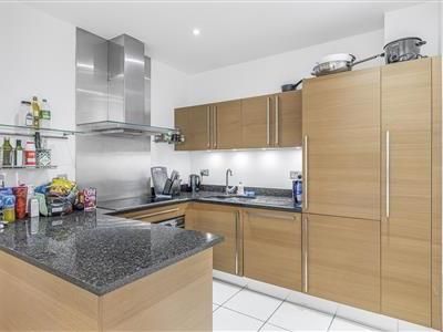 Juniper Drive, SW18 - Photo 4