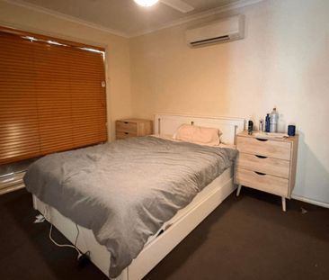 DESIRABLE OSPREY - 3x2 Villa in Secure Complex with Pool - Photo 5