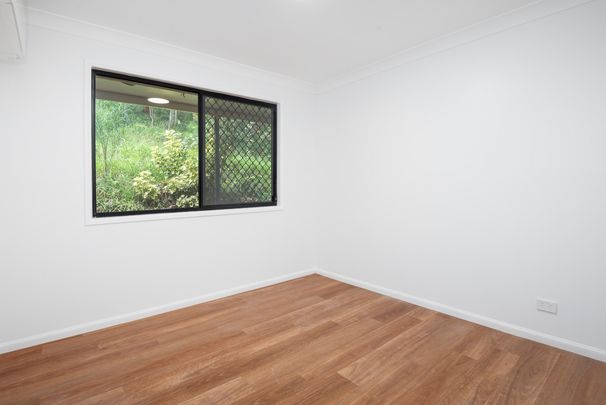 8 Carissa Place, Bonogin QLD 4213 - House For Rent - $900 | Domain - Photo 1