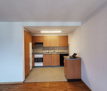 Geräumige 4.5 Zimmer Wohnung mit Terrasse - Photo 1