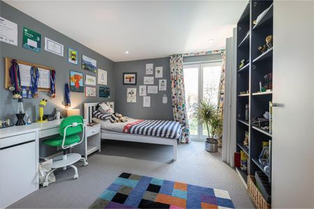 6 bedroom terraced house to rent - Photo 2