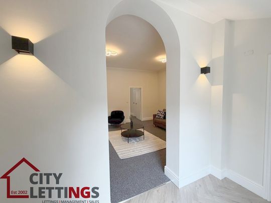 2 Bedroom Apartment - Photo 1