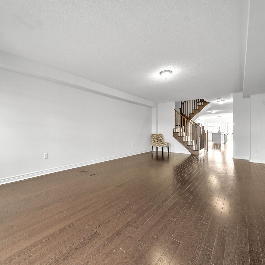 For Lease - 15 Finegan Circle, Brampton, Ontario - Photo 1