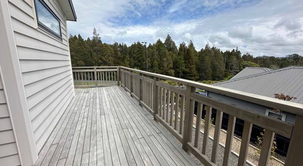 Near-New, Sun-Filled 2-Bedroom Home in Milldale - Perfect for Easy Living! - Photo 1