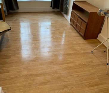 1 Bed Flat, Ingleby Road, IG1 - Photo 2