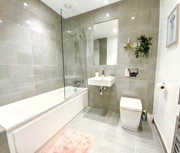 2 bedroom flat to rent - Photo 3