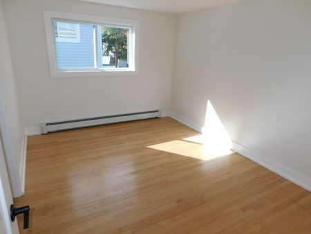 FOR RENT – 177 Coronation Avenue, Halifax, Nova Scotia - Photo 5