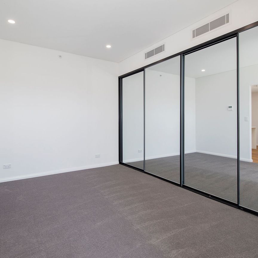 Stylish Urban Apartment in Adamstown - Photo 1