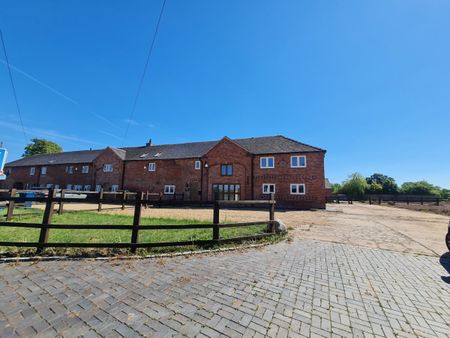 Barn Conversion - Photo 2