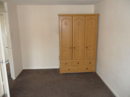 2 bed Flat - Photo 1