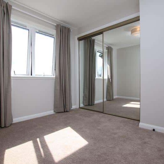 Forthview, Stirling, Riverside, FK8 1TZ - Photo 1