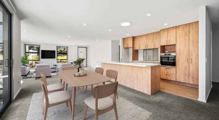 FOR SHORT-TERM RENT - Near-new 3-Bedroom Home - CLYDE - Photo 2