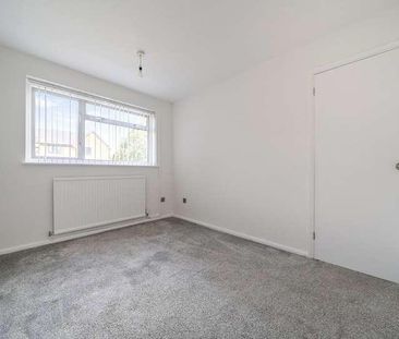 Brisbane, Stonehouse, GL10 - Photo 4