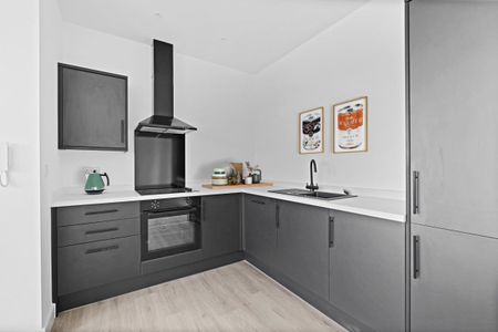 Guild House - Photo 2