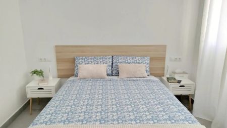 Apartamento de alquiler en Calle Jábega, 2, Castillo Sohail - Myramar - Photo 4