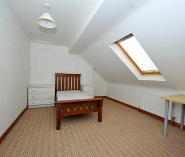 77 Lower Windsor Avenue, Belfast, BT9 7DX - Photo 2