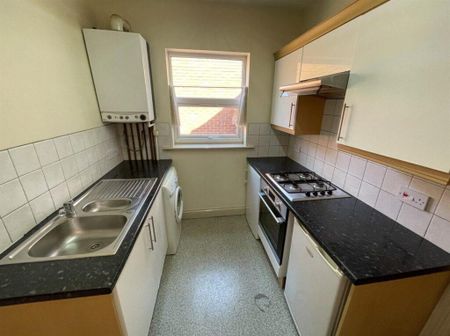 1 bedroom flat to rent - Photo 3