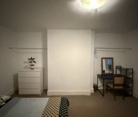 Room in a Shared House, Greenwich High Road, SE10 - Photo 3