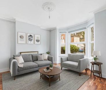 4 bedroom semi-detached house to rent - Photo 2