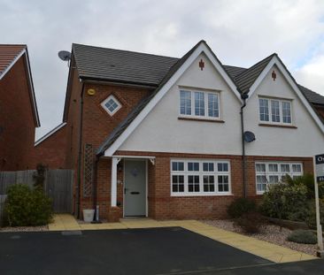 3 bedroom semi-detached house to rent - Photo 2