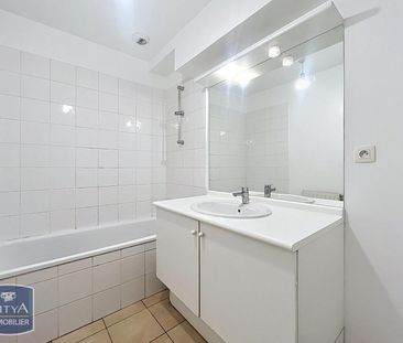 Location Appartement 4 pièces 78m² LYON 1er - Photo 5