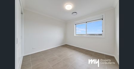 Multigenerational Living in the Heart of Gregory Hills! - Photo 5