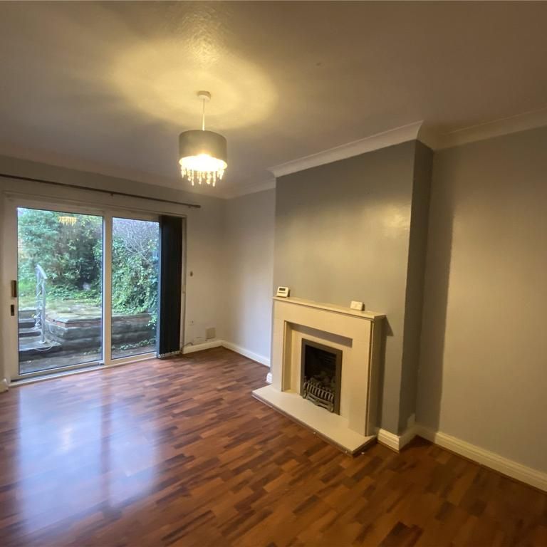 3 bedroom semi-detached house to rent - Photo 1