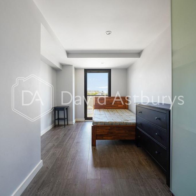 3 bedroom flat to rent - Photo 1