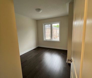 For Lease - 4 Finley Way Unit# Main, 2nd, Markham, Ontario - Photo 2