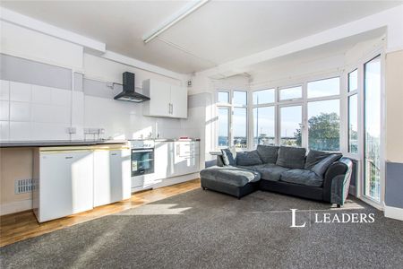 2 bedroom apartment to rent South Parade, Skegness, Lincolnshire, PE25 - Photo 4