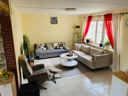 Vallatorpsvägen, Täby - Photo 1