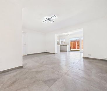 5 bedroom terraced house to rent - Photo 3