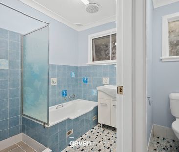 Spacious Three-Bedroom Villa in Convenient Location - Photo 4