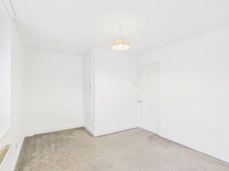 Troston Court, Edgell Road, Staines-Upon-Thames,TW18 - Photo 3