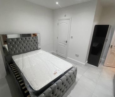 Studio Flat, Deanscroft Avenue, NW9 - Photo 3