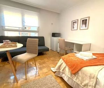 Avenida de Fuenlabrada, Leganés, Community of Madrid 28912 - Photo 1